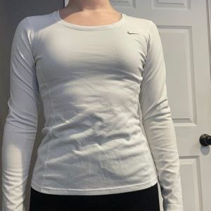 nike running tee